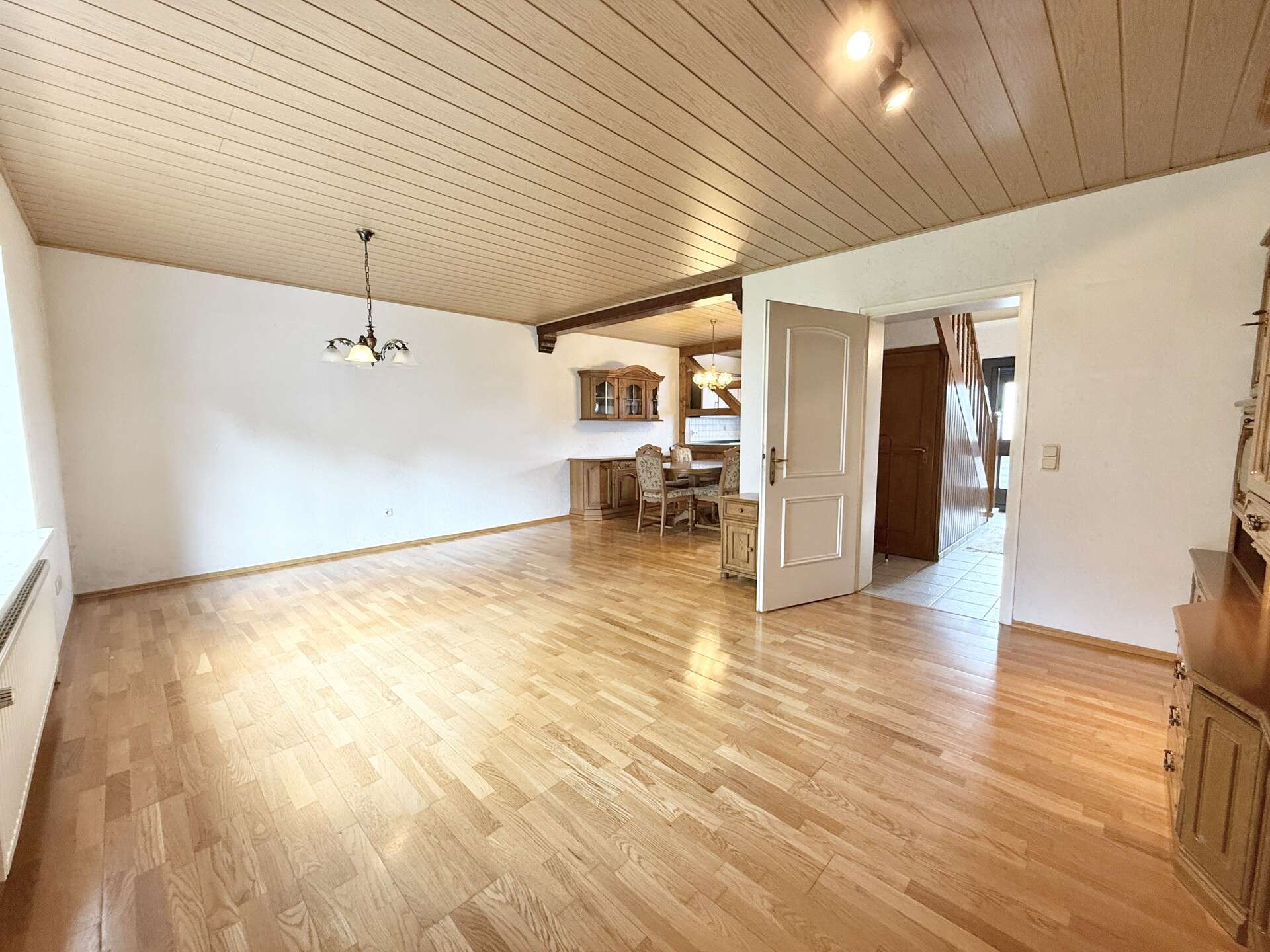 Immobilie in Schmelz - Familienfreundliches Einfamilienhaus auf zwei Etagen in ruhiger Lage von Hüttersdorf - Bild 11