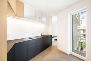Einzigartige 3-Zimmer-Wohnung mit exklusiver Ausstattung in ruhiger Innenhoflage – Theresienstraße 71e, 80333 Augustenstraße, München – Vorschaubild 4