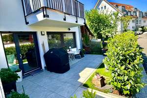 Hochwertige Reihenhauswohnung in zentraler Innenstadtlage von Emmendingen mit moderner Küche – Mundinger Straße 10/2, 79312 Emmendingen – Vorschaubild 2