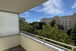 Privat-Verkauf/ Provisionsfrei Helle 2-Zimmer-Wohnung/ Südbalkon/ Bestlage/ Keine Grunderwerbssteuer – Bruno-Walter-Ring 32, 81927 Englschalking, München – Vorschaubild 5