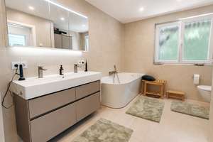 Hochwertig saniertes Einfamilienhaus (2025) mit Wintergarten, Smart Home und uneinsehbarem Garten – Ottilienstr. 13, 81825 Waldtrudering, München – Vorschaubild 11