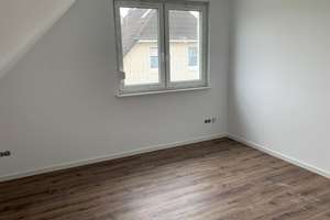 Gepflegte Doppelhaushälfte mit 3,5 Zimmern und Carport in Celle, Zweitbezug, frisch renoviert – Die vollständige Adresse der Immobilie erhältst du vom Anbieter., 29225 Celle – Vorschaubild 14