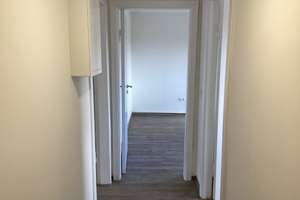 Jetzt zugreifen: sanierte 2,5-Zimmer-Wohnung zu sofort anmietbar! – 23562 Sankt Jürgen, Lübeck – Vorschaubild 3