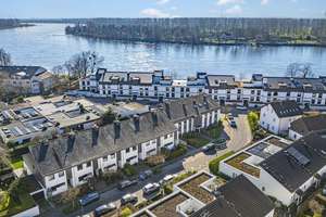 Charmantes Split-Level-Reihenendhaus in unmittelbarer Rheinnähe im Herzen von Düsseldorf-Benrath – Die vollständige Adresse der Immobilie erhältst du vom Anbieter., 40597 Benrath, Düsseldorf – Vorschaubild 37