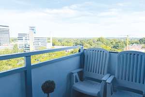 2,5 Zimmer mit Balkon und beeindruckendem Weitblick in Lokstedt – Die vollständige Adresse der Immobilie erhältst du vom Anbieter., 22527 Lokstedt, Hamburg – Vorschaubild 3
