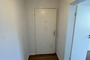 Moderne 3-Zimmer-Wohnung mit Balkon! – Spinozastr. 18, 45279 Freisenbruch, Essen – Vorschaubild 2