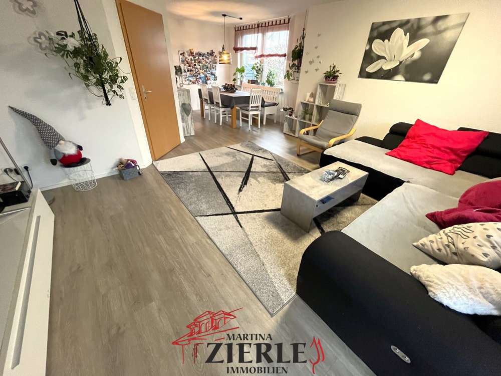 Immobilie in Gingen an der Fils - Raumwunder! Gepflegte Doppelhaushälfte mit großer Terrasse, Balkon, Keller, Hobbyraum u. Einbauküche - Bild 11