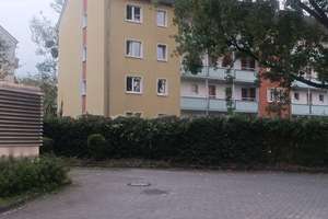 Gepflegte 2-Zimmer-Wohnung mit Wohnküche und Balkon in Köln-Zollstock Wohnung