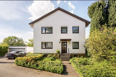 Exklusive 3-Zimmer-Gartenwohnung in Feldrandlage | 100 m² Garten | 2 Stellplätze