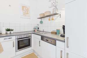 COSY VIBES! Möblierte 2-Zimmer-Wohnung mit EBK in Grafenberg – Die vollständige Adresse der Immobilie erhältst du vom Anbieter., 40629 Ludenberg, Düsseldorf – Vorschaubild 4