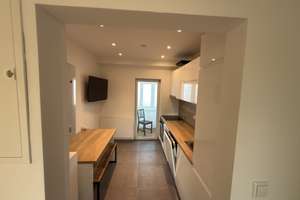 Zentrale, modernisierte 4-Zimmer Whg. in Stuttgart Bad Cannstatt