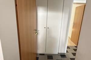 Helle und großzügige 2 Zimmer Wohnung mit Balkon in kernsaniertem Jugendstilhaus – Am Engelnberg 30, 42107 Elberfeld, Wuppertal – Vorschaubild 3