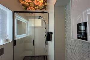 Saniertes Wohnhighlight in zentraler Lage mit Einbauküche, 2 Bädern, Doppelgarage u. großer Terrasse – Die vollständige Adresse der Immobilie erhältst du vom Anbieter., 41236 Rheydt, Mönchengladbach – Vorschaubild 14