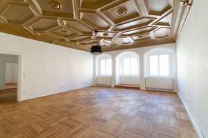 Wohnen an der Theresienstraße + Altstadt Ingolstadt + ca. 130 m² + 3 ZKB + Saniert!