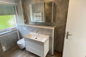 Frisch renovierte 4-Zimmer + Küche + Bad Wohnung in einer der besten Lagen von Paderborn – Ferrariweg 10, 33102 Kernstadt, Paderborn – Vorschaubild 4