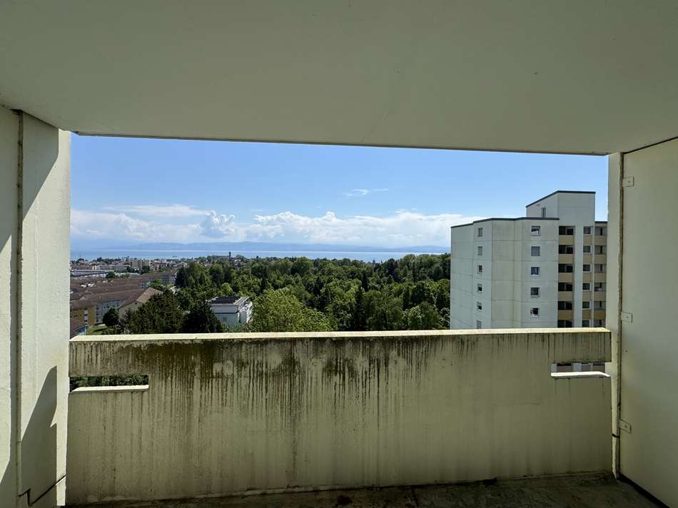 Überdachter Balkon