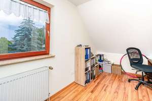 Gepflegte Doppelhaushälfte mit privatem Garten & Garage in Rudow – Die vollständige Adresse der Immobilie erhältst du vom Anbieter., 12357 Rudow, Berlin – Vorschaubild 10