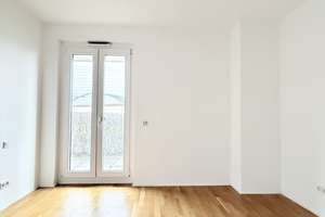 Entspannt Wohnen! Ihre neue 3-Zi-Erdgeschoss-Wohnung mit 2 Terrassen und Einbauküche! – Karlsbader Platz 16, 65197 Rheingauviertel / Hollerborn, Wiesbaden – Vorschaubild 4