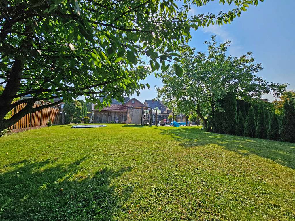 Immobilie in Ascheberg - Einzigartige Wohnung mit Hausgefühl und extra Baugrundstück in traumhafter, zentraler Lage - Bild 0