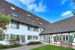 Denkmalgeschütztes Schmuckstück -
 Wohn- u. Geschäftshaus – Die vollständige Adresse der Immobilie erhältst du vom Anbieter., 78661 Dietingen – Vorschaubild 2