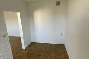 6-Raumwohnung im 4. Obergeschoss mit 2 Balkonen - Außenring von Toitenwinkel – Jawaharlal-Nehru-Str. 2, 18147 Toitenwinkel, Rostock – Vorschaubild 4