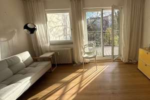 3 Room Apartment with Balcony  in premium location in 10115 Berlin Mitte direct access to the park – krausnickstrasse 6, 10115 Mitte (Ortsteil), Berlin – Vorschaubild 1