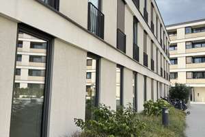 Attraktive 3-Zimmer-Wohnung mit Terrasse, Einbauküche und Tiefgaragenstellpl – Clara-Schumann-Straße 5, 93049 Westenviertel, Regensburg – Vorschaubild 11