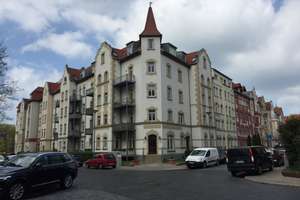 schönes Apartment mit Balkon und Einbauküche