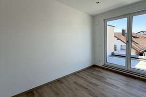 ERSTBEZUG: Exklusive 2-Zimmer Dachgeschosswohnung mit hochwertiger Einbauküche & Balkon in Mailing – Brunellenstraße 6-8, 85055 Mailing, Ingolstadt – Vorschaubild 11
