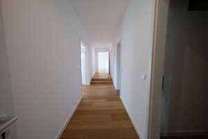 Einzigartiges Dachgeschoss in Berlin – Wohnen mit Potenzial – Die vollständige Adresse der Immobilie erhältst du vom Anbieter., 10715 Wilmersdorf, Berlin – Vorschaubild 21