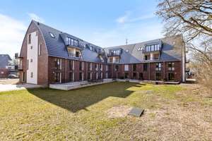 Stilvolle Dachgeschosswohnung mit Balkon in begehrter Lage Poppenbüttel – Die vollständige Adresse der Immobilie erhältst du vom Anbieter., 22399 Poppenbüttel, Hamburg – Vorschaubild 18