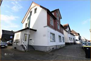 Bielefeld-Heepen..  3 Familienhaus als solide Kapitalanlage mit Solar und PV - Anlage sucht neuen Ei – Die vollständige Adresse der Immobilie erhältst du vom Anbieter., 33719 Heepen, Bielefeld – Vorschaubild 2
