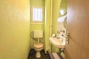 Property thumbnail 6