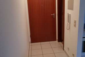 Helle & geräumige 1,5 Zimmer Wohnung, inkl. Balkon, Küche, Tiefgarage – Magirushof 27, 89077 Weststadt, Ulm – Vorschaubild 5
