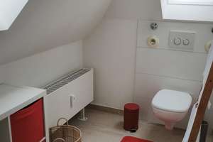 Charmante 2-Zimmer-DG-Wohnung in einer denkmalgeschützten Stadtvilla | Eislingen – Die vollständige Adresse der Immobilie erhältst du vom Anbieter., 73054 Eislingen/Fils – Vorschaubild 10
