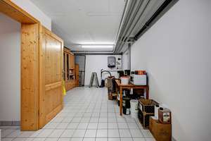 Doppelhaushälfte mit ca. 210 m² großem Stadel – Platz für Fahrzeuge, Werkstatt und Sammlung – Die vollständige Adresse der Immobilie erhältst du vom Anbieter., 85567 Grafing bei München – Vorschaubild 19