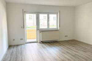 Charmante, frisch renovierte,  2-Zimmer-Wohnung mit Balkon in gepflegter Wohnanlage – Hans-Ackermann Weg 5, 8066 Gebiet Talstraße/Trillerberg, Zwickau – Vorschaubild 2