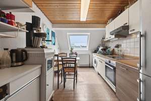 Charmante Dachgeschosswohnung mit WG-Vermietung in Top-Lage – 76135 Südweststadt, Karlsruhe – Vorschaubild 8