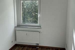Charmante 3-Zimmer-Wohnung mit Erker & Balkon in Top-Lage MD-Stadtfeld! – Die vollständige Adresse der Immobilie erhältst du vom Anbieter., 39108 Stadtfeld Ost, Magdeburg – Vorschaubild 4