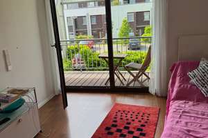 Wohnen mit Charakter: Zweizimmerwohnung mit Balkon, Düsseldorf Wersten in besonderer Wohnanlage W13 – 40591 Oberbilk, Düsseldorf – Vorschaubild 5