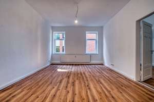 Erstbezug nach Sanierung: Helle 2-Zimmer-Wohnung mit hohen Decken in Bremen-Vegesack – Bürgermeister-Wittgenstein-Straße 1, 28757 Vegesack (Ortsteil), Bremen – Vorschaubild 2