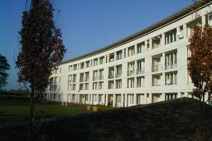 Renovierte 2-Zimmer-Wohnung mit Balkon - Wohnberechtigungsschein erforderlich! – Ernst-Waldau-Str. 90, 28239 Ohlenhof, Bremen – Vorschaubild 1