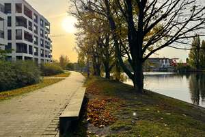 Zuhause ankommen, wo Wasser, Stadt und Ruhe zusammenfinden – Wohnen in Oberschöneweide – Tabbertstraße 06.B, 12459 Oberschöneweide, Berlin – Vorschaubild 1