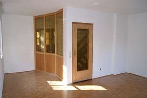 Schönes, behagliches Reiheneckhaus in Hengersberg – Die vollständige Adresse der Immobilie erhältst du vom Anbieter., 94491 Hengersberg – Vorschaubild 2