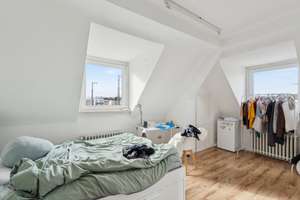 Charmante 1-Zimmer-Dachgeschosswohnung in zentraler Lage Düsseldorfs – Die vollständige Adresse der Immobilie erhältst du vom Anbieter., 40227 Oberbilk, Düsseldorf – Vorschaubild 7