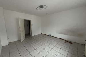 Vermietete, große 5-Zimmer Wohnung in Oberhausen – Preußenstraße 1, 46149 Schwarze Heide, Oberhausen – Vorschaubild 4