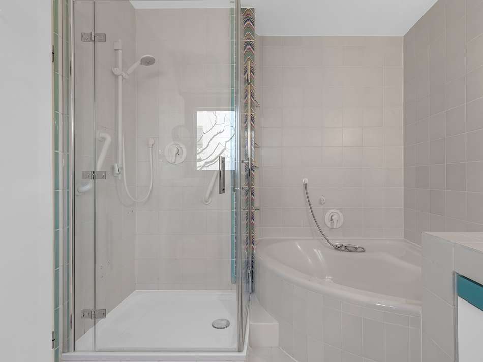 Badezimmer - 2. OG