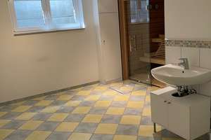 Großzügiges Haus mit ELW, 8 Zimmern in Ditzingen-Hirschlanden – Die vollständige Adresse der Immobilie erhältst du vom Anbieter., 71254 Ditzingen – Vorschaubild 21