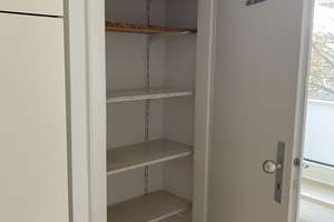 Stillvolle, grosszügig geschnittene und vollständig renovierte Wohnung mit Balkon und Wohnküche – Yorckstraße 1, 40476 Derendorf, Düsseldorf – Vorschaubild 8