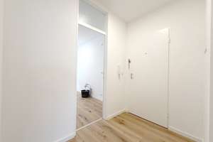 Ruhige Lage am Olympiapark und BMW ! Renovierte 2 Zimmer-Wohnung mit Süd-Balkon in Schwabing-West – Die vollständige Adresse der Immobilie erhältst du vom Anbieter., 80809 Am Luitpoldpark, München – Vorschaubild 16